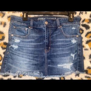American Eagle mini skirt